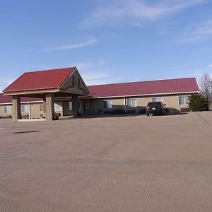 Westwood Inn & Suites - Kimball